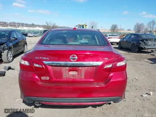 2018 Nissan Altima 2.5 SV with VIN 1N4AL3AP4JC187502, listed as a IAAI auction lot 41625154 with 1 mi miles. Bid and sale history available at carsss.com. Image 15.