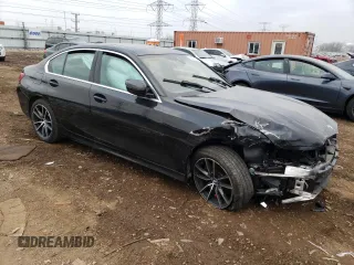 2021 BMW 3 Series 330i xDrive with VIN 3MW5R7J04M8C07390, listed as a Copart auction lot 70503912 with 25,215 mi miles. Bid and sale history available at carsss.com. Image 4.