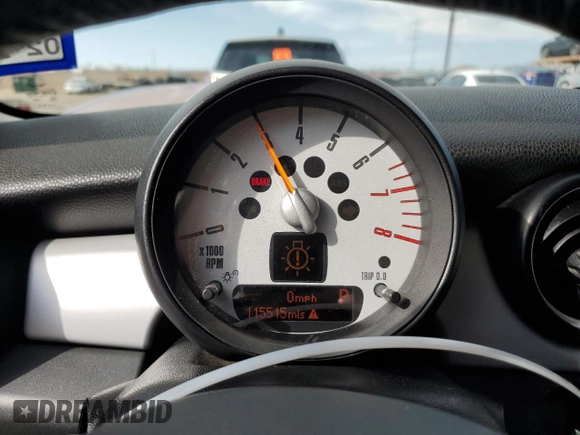 2011 MINI Hardtop with VIN WMWSU3C58BT253815, listed as a Copart auction lot 51544835 with 115,515 mi miles and Salvage Title. Bid and sale history available at DreamBid. Image 9.