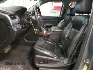 2019 Chevrolet Suburban LT z VIN 1GNSKHKC2KR408272, wystawiony jako Copart lot #59981035 z przebiegiem 447 641 mil mil oraz Czysty tytuł • Clean title. Historia ofert i sprzedaży dostępna na DreamBid. Obrazek 7.