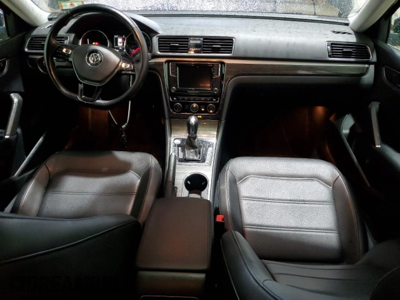 2018 Volkswagen Passat 2.0T SE with VIN 1VWBA7A39JC014760, listed as a Copart auction lot 51682985 with 47,502 mi miles and Salvage Title. Bid and sale history available at carsss.com. Image 8.