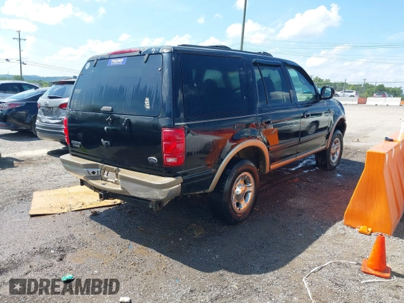 2002 Ford Expedition Eddie Bauer with VIN 1FMPU18L62LA76777, listed as a IAAI auction lot 42718720 with Not provided miles and . Bid and sale history available at DreamBid. Image 4.