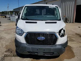 2023 Ford Transit Cargo z VIN 1FTBR1Y86PKB56878, wystawiony jako Copart lot #57893075 z przebiegiem 25 357 mil mil oraz Czysty tytuł • Clean title. Historia ofert i sprzedaży dostępna na DreamBid. Obrazek 5.