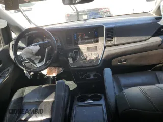 2017 Toyota Sienna SE with VIN 5TDXZ3DC0HS818945, listed as a Copart auction lot 49967775 with 103,571 mi miles and Salvage Title. Bid and sale history available at carsss.com. Image 8.