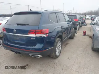 2021 Volkswagen Atlas SEL with VIN 1V2BR2CA8MC505723, listed as a IAAI auction lot 41423187 with 55,890 mi miles and . Bid and sale history available at DreamBid. Image 4.
