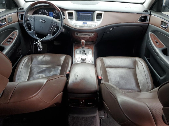 2010 Hyundai Genesis with VIN KMHGC4DF7AU071553, listed as a Copart auction lot 48318205 with 118,062 mi miles and Salvage Title. Bid and sale history available at carsss.com. Image 8.