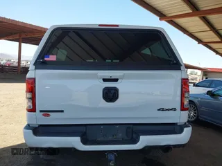 2021 Ram 1500 Big Horn с VIN 1C6SRFBT7MN682934, выставлен на аукционе IAAI как лот 42239094 с пробегом 85 381 миль миль и . История ставок и продаж доступна на DreamBid. Изображение 16.
