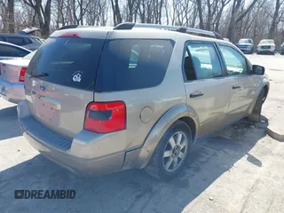 2006 Ford Freestyle SE with VIN 1FMZK04126GA17446, listed as a IAAI auction lot 41659894 with 259,878 mi miles. Bid and sale history available at carsss.com. Image 4.