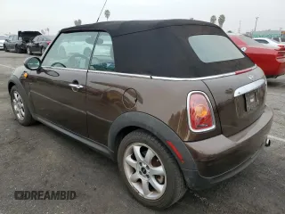 2009 MINI Convertible с VIN WMWMR335X9TU96627, выставлен на аукционе Copart как лот 86551094 с пробегом 91 843 миль миль и Чистый • Clean title. История ставок и продаж доступна на DreamBid. Изображение 2.