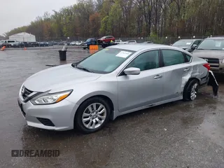 2016 Nissan Altima S with VIN 1N4AL3AP7GN350673, listed as a IAAI auction lot 41967958 with 132,352 mi miles and . Bid and sale history available at carsss.com. Image 17.