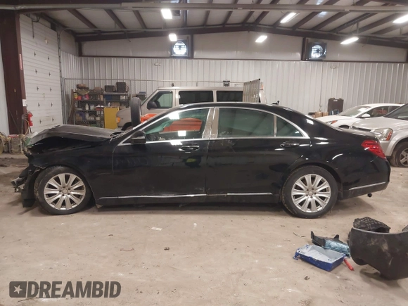 2015 Mercedes-Benz S 550 z VIN WDDUG8FB9FA070884, wystawiony jako IAAI lot #41699431 z przebiegiem 154 273 mil mil oraz . Historia ofert i sprzedaży dostępna na DreamBid. Obrazek 14.