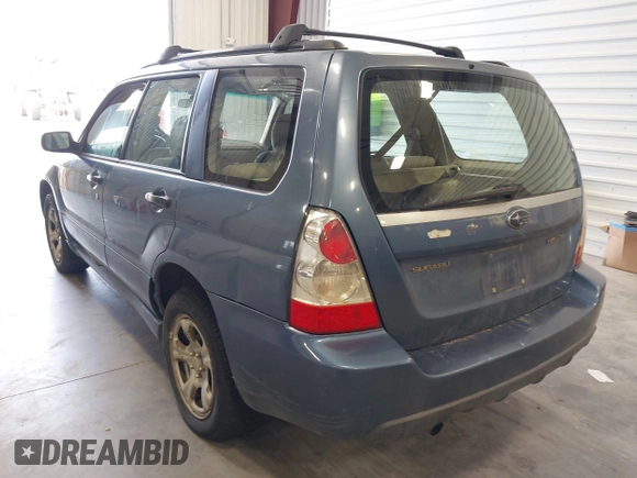 2007 Subaru Forester X with VIN JF1SG63697H705954, listed as a IAAI auction lot 41969618 with 263,165 mi miles. Bid and sale history available at carsss.com. Image 3.