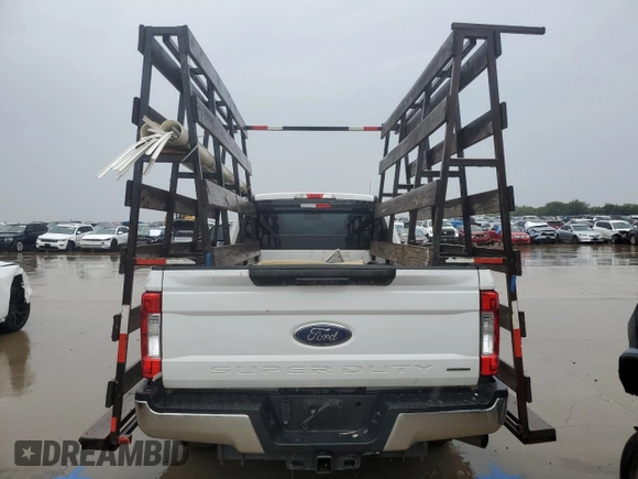 2017 Ford F-250 XL with VIN 1FTBF2A66HEE73860, listed as a Copart auction lot 66286994 with 243,510 mi miles and Clean title. Bid and sale history available at DreamBid. Image 6.