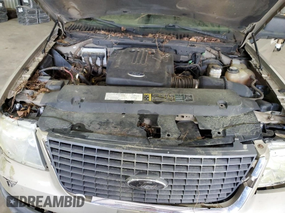 2004 Ford Expedition Special Service z VIN 1FMRU15W94LA96774, wystawiony jako Copart lot #51732085 z przebiegiem 249 080 mil mil oraz Szkoda całkowita • Salvage title. Historia ofert i sprzedaży dostępna na DreamBid. Obrazek 12.