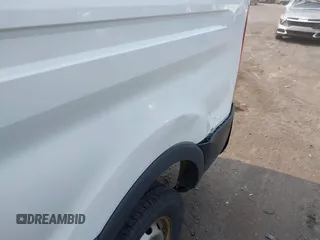 2018 Ford Transit z VIN 1FTYR2CM5JKA24044, wystawiony jako IAAI lot #42422667 z przebiegiem 279 853 mil mil oraz . Historia ofert i sprzedaży dostępna na DreamBid. Obrazek 6.