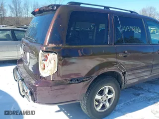 2008 Honda Pilot EX-L with VIN 5FNYF18558B033192, listed as a IAAI auction lot 41378869 with 186,709 mi miles. Bid and sale history available at carsss.com. Image 6.