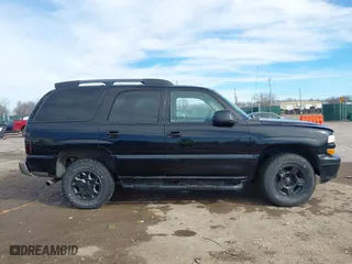 2001 Chevrolet Tahoe LS with VIN 1GNEK13T41R219642, listed as a IAAI auction lot 41655081 with 243,737 mi miles. Bid and sale history available at carsss.com. Image 13.