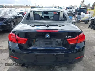 2018 BMW 4 Series 430i z VIN WBA4Z1C55JEC59897, wystawiony jako IAAI lot #41774609 z przebiegiem 80 017 mil mil oraz . Historia ofert i sprzedaży dostępna na DreamBid. Obrazek 16.