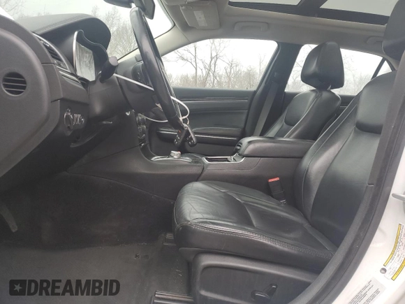 2016 Chrysler 300 Limited with VIN 2C3CCARG7GH170697, listed as a Copart auction lot 46917605 with 160,237 mi miles and Salvage Title. Bid and sale history available at DreamBid. Image 7.