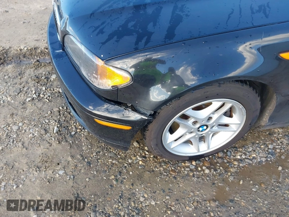 2004 BMW 3 Series 325Ci with VIN WBABD33404PL04369, listed as a IAAI auction lot 41234278 with 166,092 mi miles and . Bid and sale history available at carsss.com. Image 6.