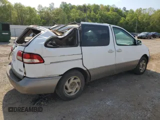 2002 Toyota Sienna LE with VIN 4T3ZF13C02U480461, listed as a Copart auction lot 52718925 with 401,011 mi miles and Salvage Title. Bid and sale history available at carsss.com. Image 3.