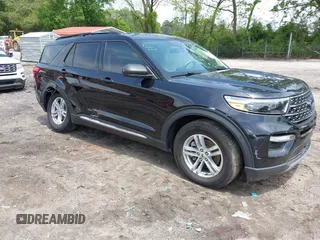 2021 Ford Explorer XLT z VIN 1FMSK7DH2MGB67657, wystawiony jako IAAI lot #42120633 z przebiegiem 61 663 mil mil oraz . Historia ofert i sprzedaży dostępna na DreamBid. Obrazek 1.