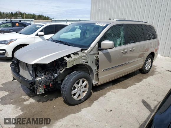 2013 Chrysler Town & Country Touring with VIN 2C4RC1BG6DR556615, listed as a Copart auction lot 54127615 with 120,280 mi miles and Clean Title. Bid and sale history available at DreamBid. Image 1.