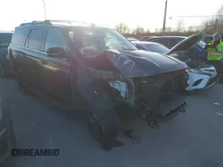 2019 Ford Expedition Limited with VIN 1FMJU2ATXKEA52492, listed as a IAAI auction lot 41455846 with 100,855 mi miles. Bid and sale history available at carsss.com. Image 1.