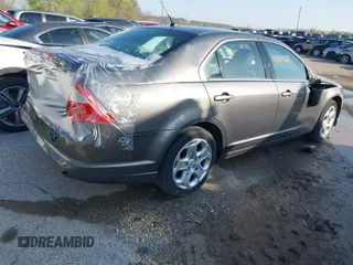 2010 Ford Fusion SE with VIN 3FAHP0HA9AR291424, listed as a IAAI auction lot 41864205 with 131,302 mi miles. Bid and sale history available at carsss.com. Image 4.