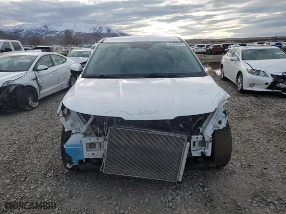 2022 Kia Carnival LXS with VIN KNDNB4H30N6155724, listed as a Copart auction lot 46451975 with 53,151 mi miles and Salvage Title. Bid and sale history available at carsss.com. Image 5.