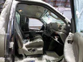 2003 Ford F-350 XL with VIN 1FTSF31LX3EB18971, listed as a Copart auction lot 42481305 with 151,750 mi miles and Salvage Title. Bid and sale history available at DreamBid. Image 10.