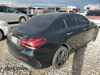 2021 Mercedes-Benz A 220 z VIN W1K3G4FB1MJ277450, wystawiony jako Copart lot #48180125 z przebiegiem Nie podano mil oraz Szkoda całkowita • Salvage title. Historia ofert i sprzedaży dostępna na DreamBid. Obrazek 3.