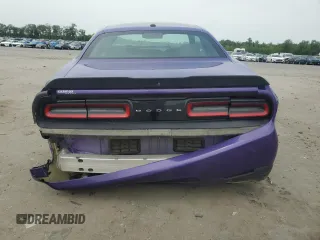 2019 Dodge Challenger SXT z VIN 2C3CDZAGXKH716960, wystawiony jako Copart lot #57473655 z przebiegiem 64 293 mil mil oraz Szkoda całkowita • Salvage title. Historia ofert i sprzedaży dostępna na DreamBid. Obrazek 6.