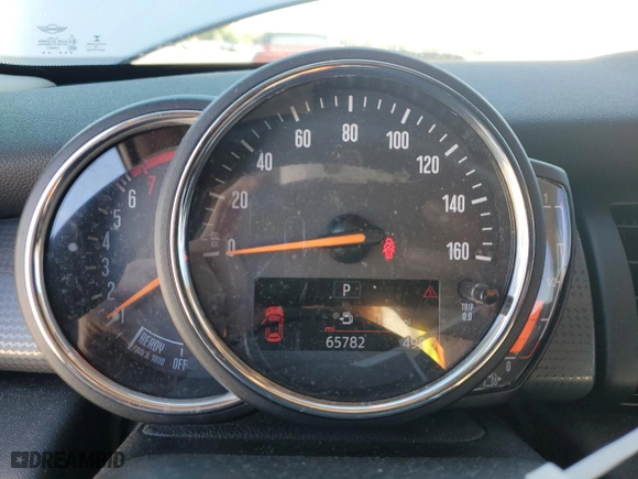 2020 MINI Hardtop 4 Door Cooper with VIN WMWXU7C06L2M30371, listed as a Copart auction lot 86875404 with 65782 miles and Salvage Title. Bid and sale history available at carsss.com. Image 9.