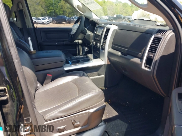 2012 Ram 1500 Sport с VIN 1C6RD7MT6CS283822, выставлен на аукционе IAAI как лот 42031055 с пробегом Не указан миль и . История ставок и продаж доступна на DreamBid. Изображение 5.