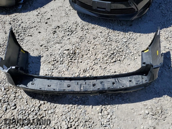 2024 Ford Expedition Max XLT z VIN 1FMJK1J89REA18081, wystawiony jako Copart lot #50258155 z przebiegiem 30 838 mil mil oraz Szkoda całkowita • Salvage title. Historia ofert i sprzedaży dostępna na DreamBid. Obrazek 13.