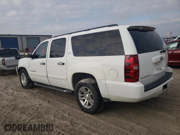2008 Chevrolet Suburban LT w/3LT with VIN 3GNFC16078G200144, listed as a Copart auction lot 70281504 with 0 mi miles and Salvage Title. Bid and sale history available at carsss.com. Image 2.