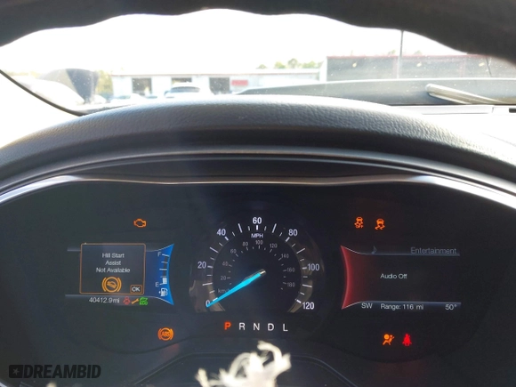 2020 Ford Fusion Hybrid SE with VIN 3FA6P0LU6LR184925, listed as a IAAI auction lot 41328622 with 40,412 mi miles. Bid and sale history available at carsss.com. Image 7.