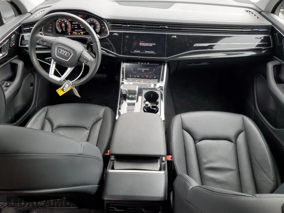 2023 Audi Q7 Premium z VIN WA1ACBF77PD007634, wystawiony jako Copart lot #44728525 z przebiegiem 24 019 mil mil oraz Szkoda całkowita • Salvage title. Historia ofert i sprzedaży dostępna na DreamBid. Obrazek 8.