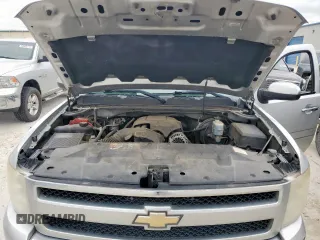 2011 Chevrolet Silverado 1500 LT with VIN 3GCPCSE06BG385931, listed as a Copart auction lot 52076985 with 187,151 mi miles and Salvage Title. Bid and sale history available at DreamBid. Image 11.