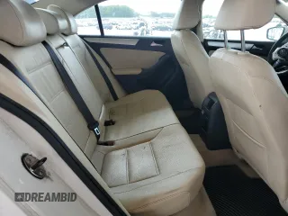 2013 Volkswagen Jetta SE с VIN 3VWDX7AJXDM425741, выставлен на аукционе Copart как лот 53818825 с пробегом 160 171 миль миль и Списание • Salvage title. История ставок и продаж доступна на DreamBid. Изображение 10.