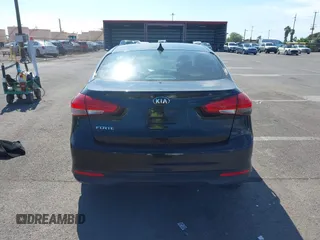 2018 Kia Forte LX with VIN 3KPFK4A77JE209753, listed as a IAAI auction lot 41896792 with 68,623 mi miles. Bid and sale history available at carsss.com. Image 16.