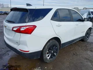 2020 Chevrolet Equinox LS with VIN 3GNAXSEV2LS611202, listed as a IAAI auction lot 41209738 with 76,327 mi miles. Bid and sale history available at carsss.com. Image 4.