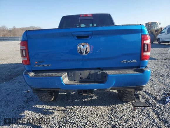 2021 Ram 2500 Big Horn z VIN 3C6UR5DL2MG643385, wystawiony jako Copart lot #48522665 z przebiegiem 46 479 mil mil oraz Szkoda całkowita • Salvage title. Historia ofert i sprzedaży dostępna na DreamBid. Obrazek 6.