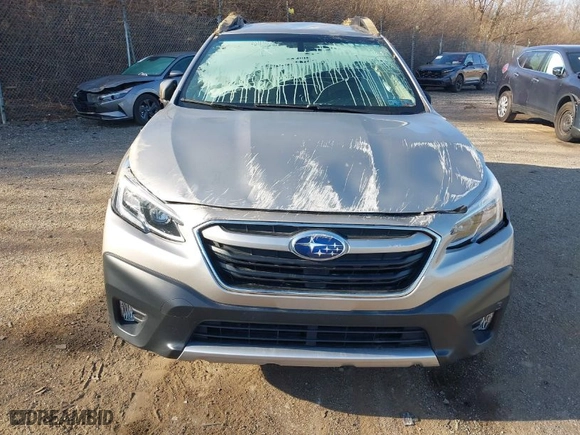 2020 Subaru Outback Limited with VIN 4S4BTALC7L3105242, listed as a IAAI auction lot 41836902 with NaN miles. Bid and sale history available at carsss.com. Image 13.