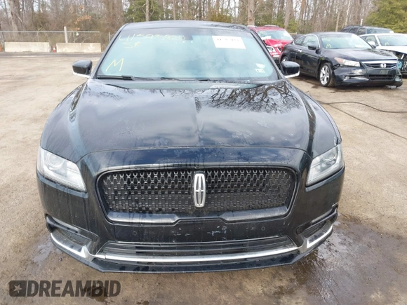 2018 Lincoln Continental Livery with VIN 1LN6L9HK0J5609973, listed as a IAAI auction lot 41595924 with 41,661 mi miles. Bid and sale history available at carsss.com. Image 12.