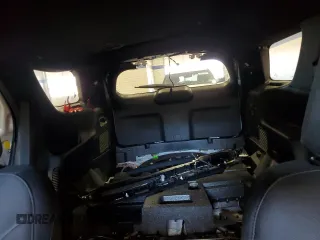 2022 Ford Police Interceptor Utility z VIN 1FM5K8AB7NGC21474, wystawiony jako Copart lot #50957015 z przebiegiem 19 705 mil mil oraz Szkody całkowita. Historia ofert i sprzedaży dostępna na DreamBid. Obrazek 10.