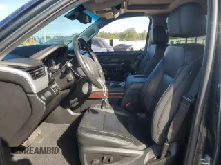 2019 GMC Yukon SLT with VIN 1GKS1BKC0KR387936, listed as a Copart auction lot 77191904 with 60,514 mi miles and Salvage Title. Bid and sale history available at carsss.com. Image 7.