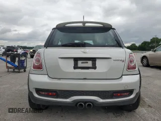2011 MINI Hardtop S with VIN WMWSV3C57BTY14891, listed as a Copart auction lot 55833895 with 105,545 mi miles and Clean Title. Bid and sale history available at DreamBid. Image 6.