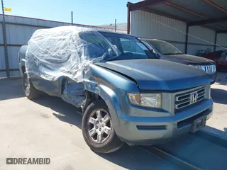 2006 Honda Ridgeline RTL with VIN 2HJYK16566H571367, listed as a IAAI auction lot 41342775 with 250,432 mi miles. Bid and sale history available at carsss.com. Image 1.